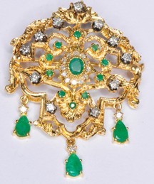 18K Yellow Gold Diamond and Emerald Pin/Pendant