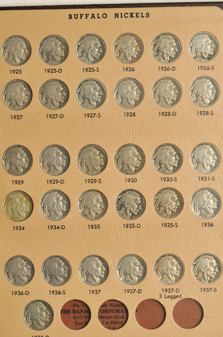 Complete collection of Buffalo nickels (no 1918/7-D) in a Dansco 7112 album.