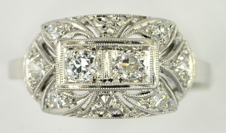 18K White Gold Vintage Diamond Ring