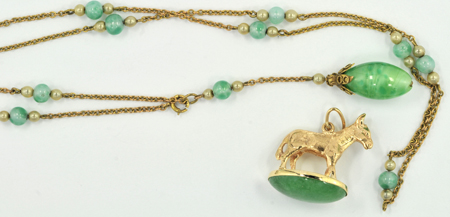 Yellow Gold Jade Necklace and Pendant