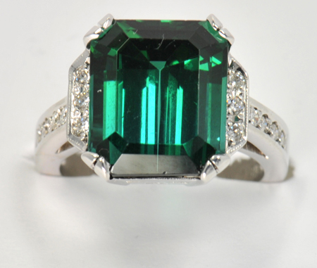 18K White Gold Diamond and Green Tourmaline Ring