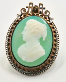 Etruscan 21K Green Onyx Carved Cameo Pin