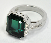 18K White Gold Diamond and Green Tourmaline Ring