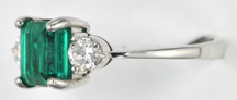 18K White Gold Diamond Emerald Ring