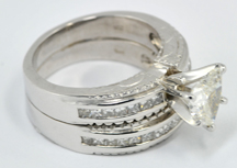 14K White Gold Diamond Ring with a 1.52 Carat Heart Diamond